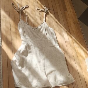 Abercrombie & Fitch Beige Linen Apparel